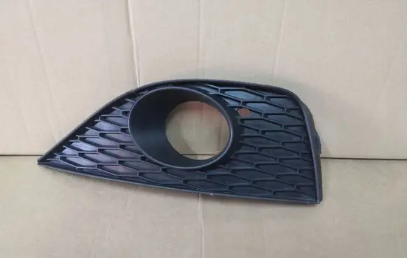 Seat Ibiza IV (6J,6P) Front bumper lower grill 6J0853665A