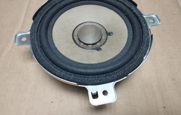 Honda Accord Subwoofer speaker EAS20PL310A