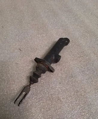 Audi 100 200 5000 C3 Clutch slave cylinder 