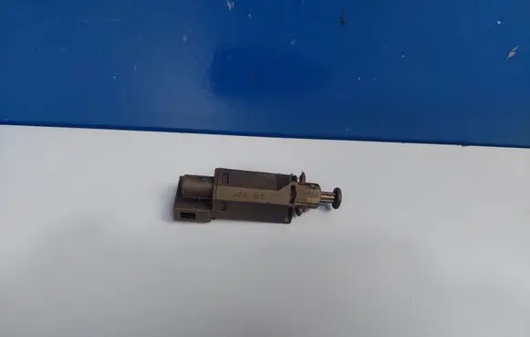 Clutch pedal sensor