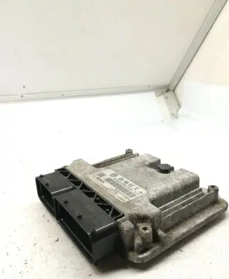 Volkswagen Golf V Engine control unit/module 03G906021TC 0281014712