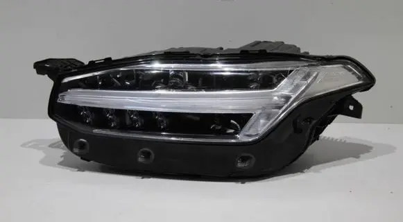 Volvo XC90 Headlight/headlamp 32342482 89916187