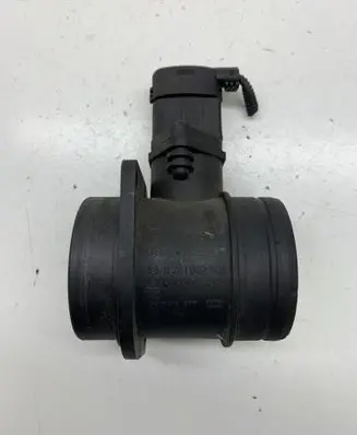 Volkswagen Golf V Mass air flow meter 038906461B 0281002531
