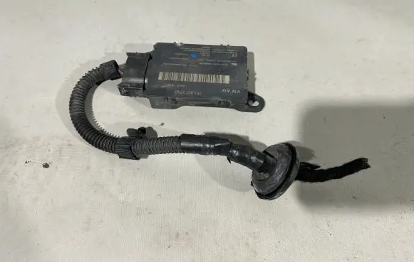 Porsche Cayenne (92A) Tire pressure control unit 7P5907273D