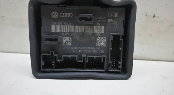 Audi A7 S7 4G Door control unit/module 4G8959792J