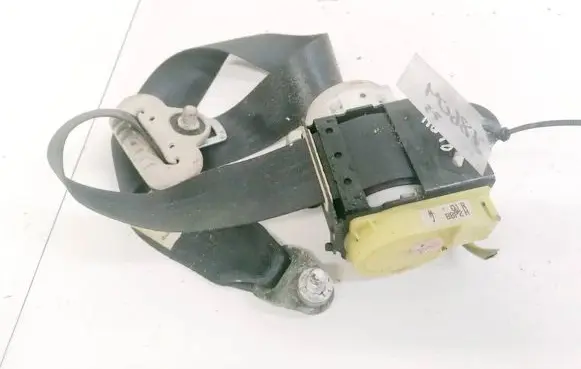 Mazda 3 II Front seatbelt