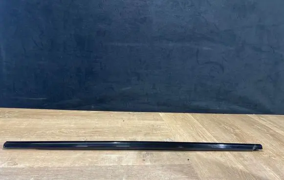 Land Rover Range Rover Velar Front door glass trim molding 