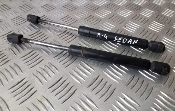Audi A4 S4 B5 8D Tailgate/trunk strut/damper 8D5827552F