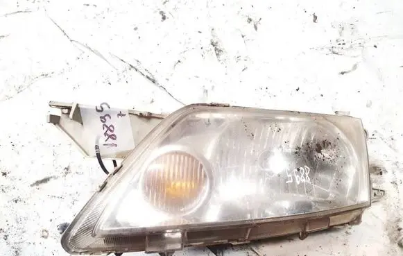Mazda Premacy Headlight/headlamp p1989