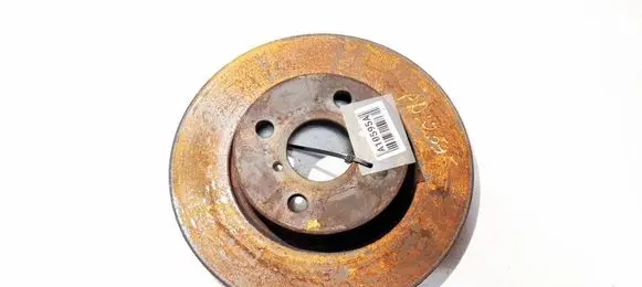 Toyota Yaris Front brake disc ventiliuojamas