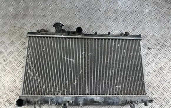 Subaru Impreza II Coolant radiator