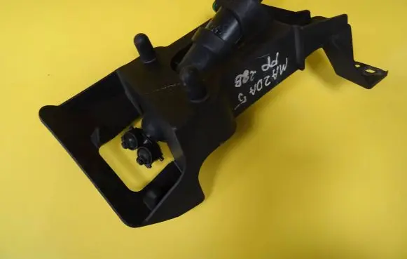 Headlight washer spray nozzle