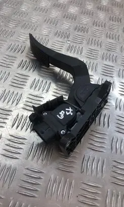 Mercedes-Benz Vito Viano W639 Accelerator throttle pedal A6393000604