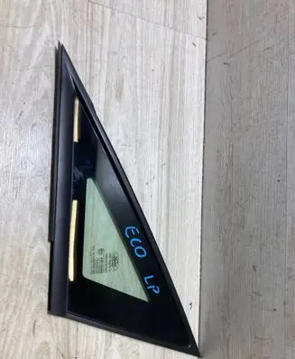 Ford Ecosport Front triangle window/glass CN15A29711A