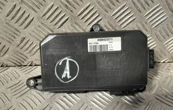 Fiat Idea Door control unit/module 46842371