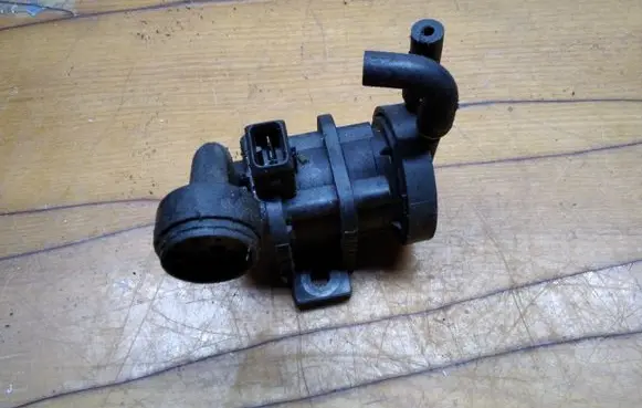 Opel Zafira A Vacuum valve 09128022 4522371 4715396