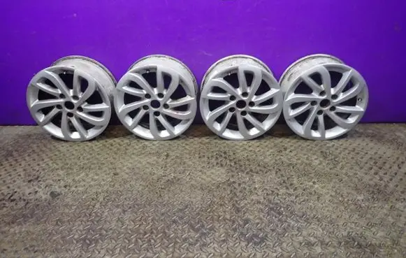 Renault Fluence R16 alloy rim 403004042R