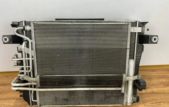 Dodge RAM 1500 DS Radiator set 