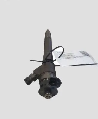 Nissan Qashqai Fuel injector 0445110414