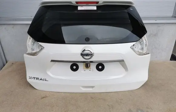 Nissan X-Trail T32 Tailgate/trunk/boot lid