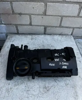 Volkswagen PASSAT B6 Rocker cam cover 