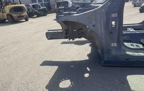 BMW 2 F44 Front quarter panel 