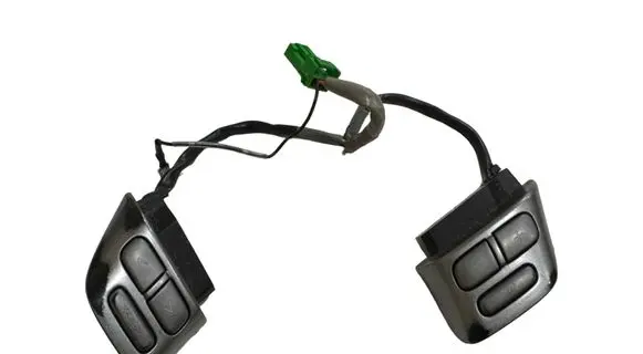 Subaru Forester SG Steering wheel buttons/switches 15A694