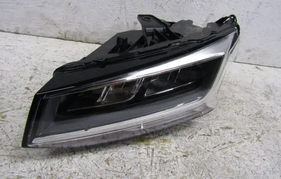 Audi Q2 - Headlight/headlamp 81A941011 23335 L277996