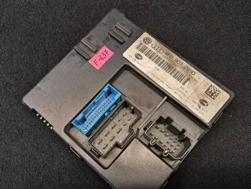 Audi A6 S6 C6 4F Comfort/convenience module 4F0907289D 4F0910289D