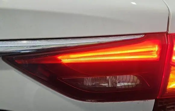 Rear/tail lights