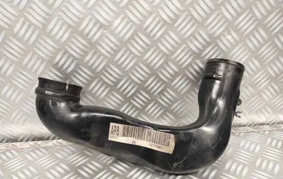 Opel Mokka Air intake duct part 55577107