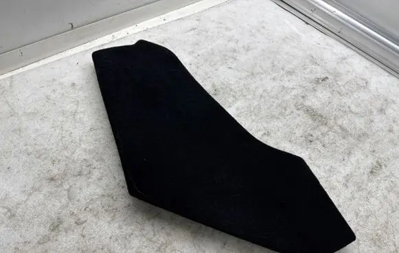 Tesla Model Y Other center console (tunnel) element 155987200C P155987200C 155987200A