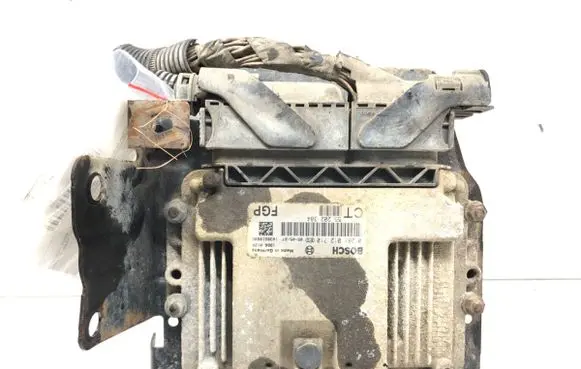 Opel Zafira B Engine control unit/module ECU 55202384