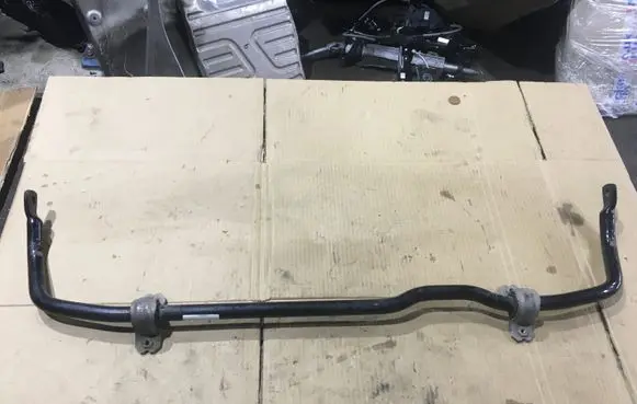 Volkswagen Tiguan Front anti-roll bar/sway bar 3Q0411303H