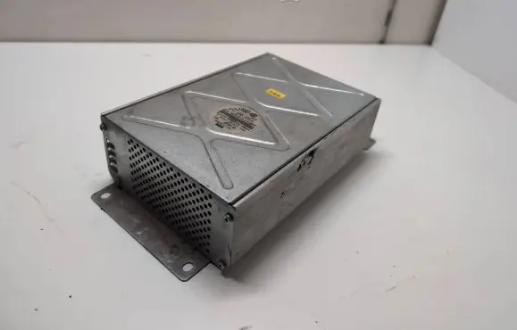 Audi A6 S6 C6 4F Sound amplifier 4F0035223 4F0910223B