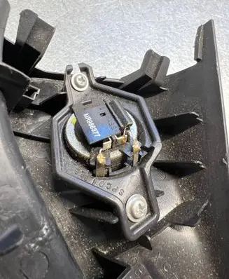 Mitsubishi Outlander Front door high frequency speaker SPC01824