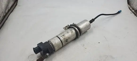 BMW 5 E60 E61 Fuel filter heater 8584874