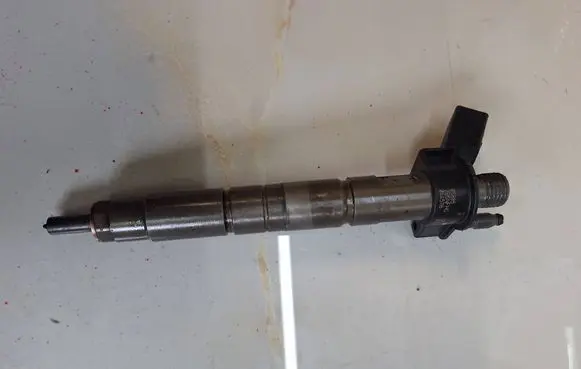 BMW X5 E70 Fuel injector 7805428 0445116024