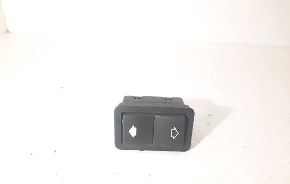 BMW 7 E38 Electric window control switch 8368974