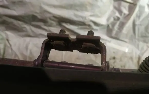 Ford Mondeo MK I Tailgate/trunk/boot hinge