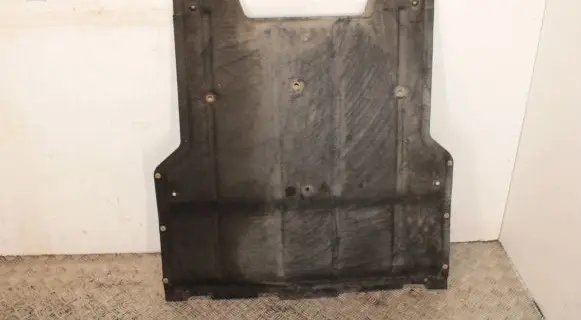 Audi Q3 8U Engine splash shield/under tray