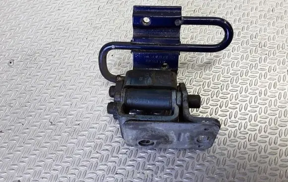 Audi A6 S6 C5 4B Rear door lower hinge 4B0833411E