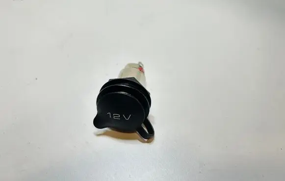 Maserati Coupe 12 V Socket (front) 