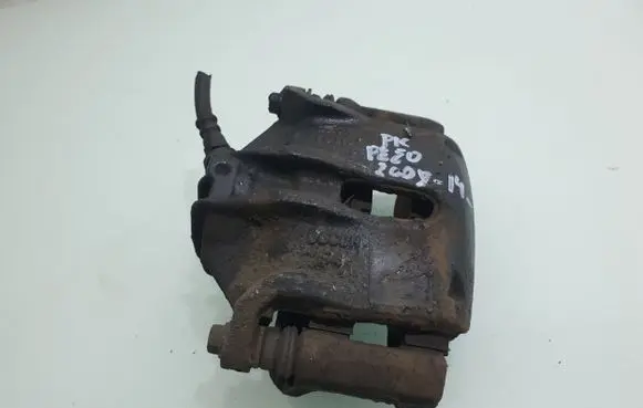 Peugeot 2008 I Front brake caliper