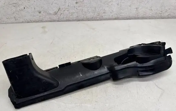 Volvo S80 Intercooler air guide/duct channel 31250102