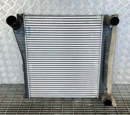 Land Rover Discovery 4 - LR4 Intercooler radiator L25951 AH329L440AB