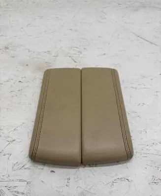 Tesla Model S Armrest 102425010A 102423910A