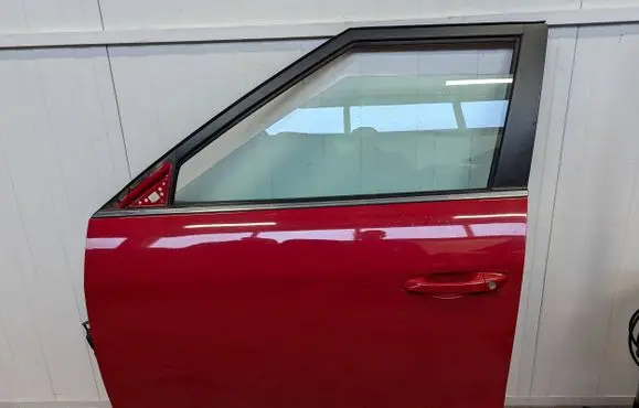 SsangYong Tivoli Front door