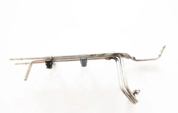 Volkswagen Golf VI Fuel injector supply line/pipe 03F121497A