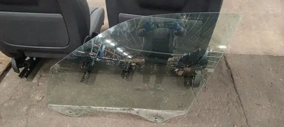 BMW X5 F15 Front door window glass four-door 43R0115129